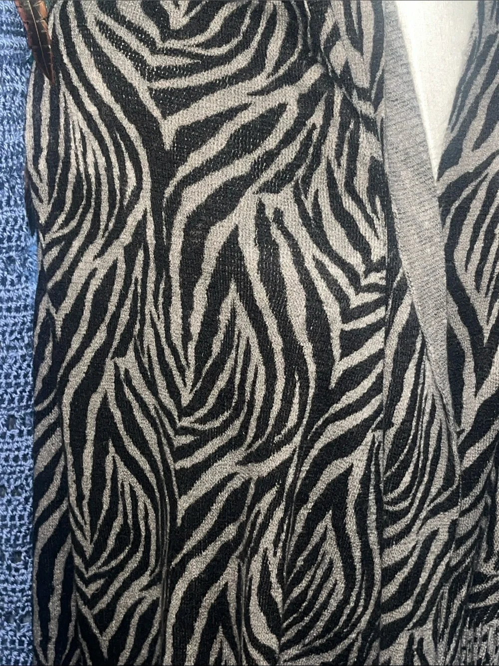 Rikka Zebra Print Fringe Scarf Wrap - Black and Grey Animal print S189